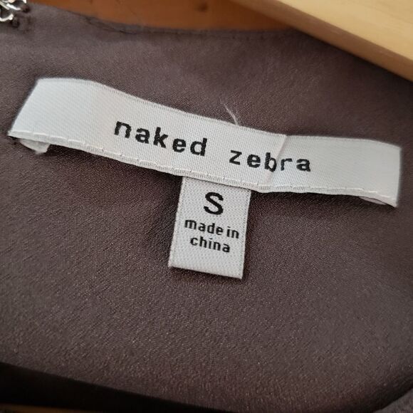 Naked Zebra Small NWT Grey Short Sleeve Key Hole Scoop Neck Lined Sheath Dress - Picture 8 of 14